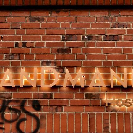 Sandmann Boutique Hostel Hotel Hamburg-Harburg Buitenkant foto